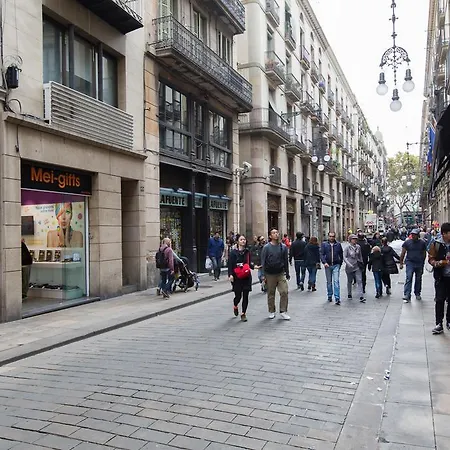 En Ferran By The Streets *