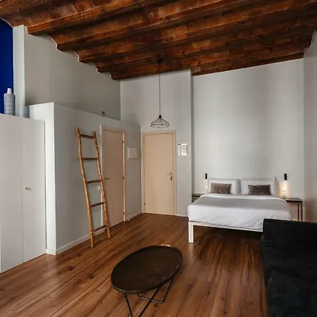 Apartment En Ferran By The Streets