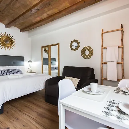En Ferran By The Streets Apartment Barcelona