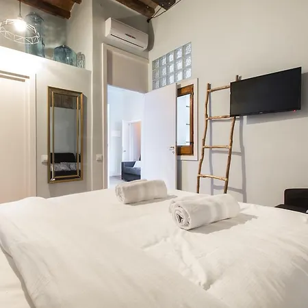 Apartment En Ferran By The Streets